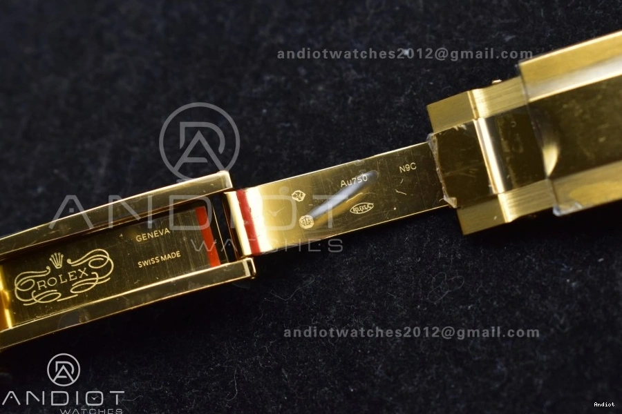 QF SH4131 White Daytona 1:1 (Weighted) Best on Edition Oysterflex 126518 V6 Dial Strap 0313